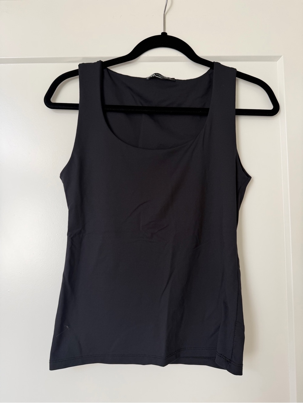Zara Black Scoop Neck Tank Top